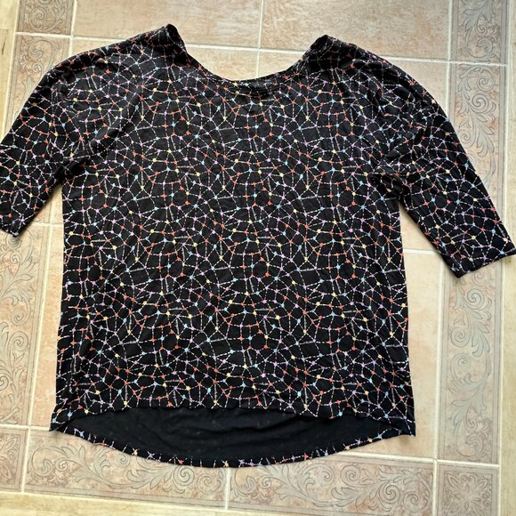 Worn once!‎ UNIQLO Jeffrey Fulvimari  loose T-shirt 3/4 Sleeve L - Picture 1 of 8